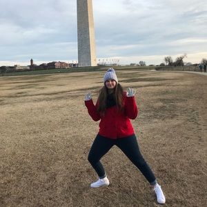 Meet your Posher, Anna